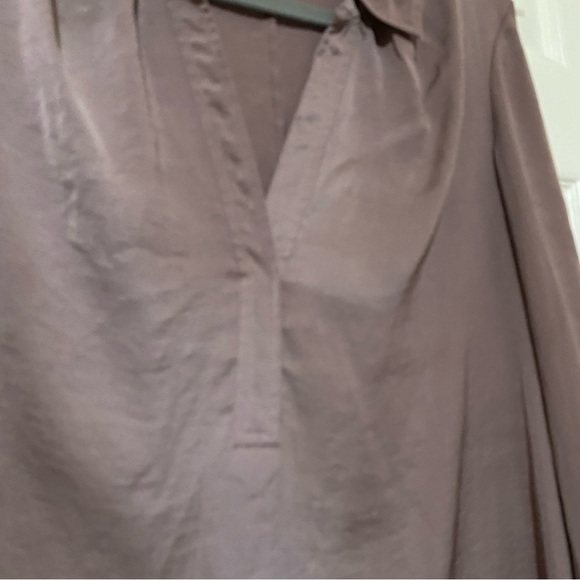 Loft V-neck tunic - Picture 2 of 13